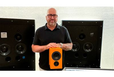 Studio monitor speakers mixing artist stories